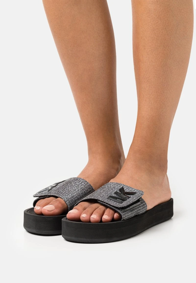 MICHAEL Michael Kors Damen PLATFORM SLIDE in Gunmetal